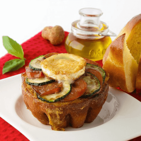 Brioche perdue tomate, courgette et bûche fondante de chèvre Président